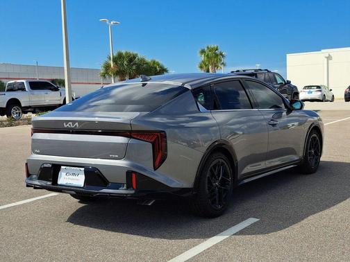 2025 Kia K4 GT-Line Turbo