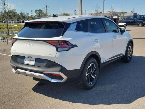 2025 Kia Sportage Hybrid LX
