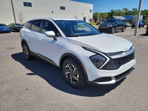 2024 Kia Sportage Hybrid LX