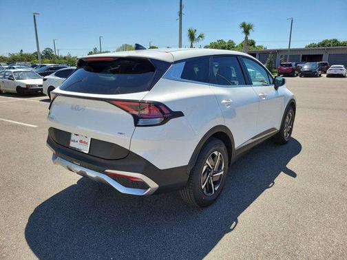 2024 Kia Sportage Hybrid LX