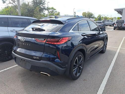 2022 INFINITI QX55 LUXE