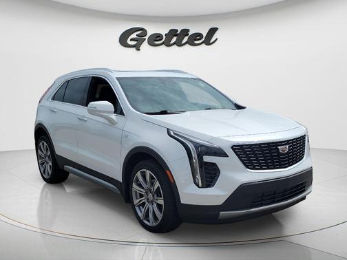 Crystal White Tricoat 2023 Cadillac XT4 Premium Luxury