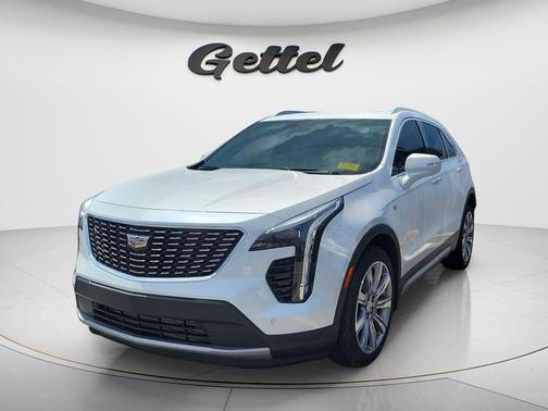 Crystal White Tricoat 2023 Cadillac XT4 Premium Luxury