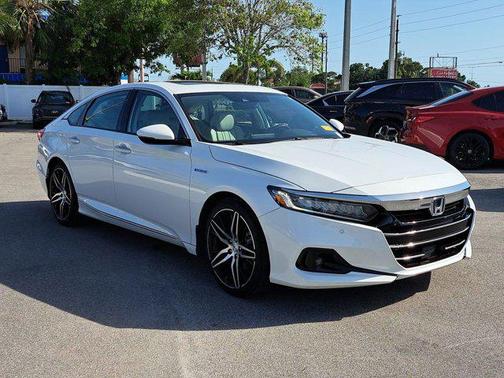 2022 Honda Accord Hybrid Touring