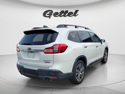 Crystal White Pearl 2020 Subaru Ascent Touring 7-Passenger