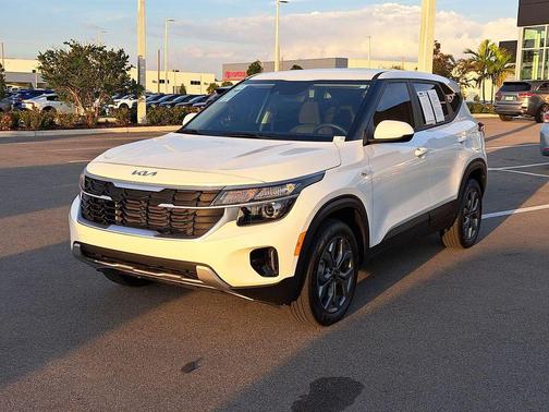 2025 Kia Seltos LX