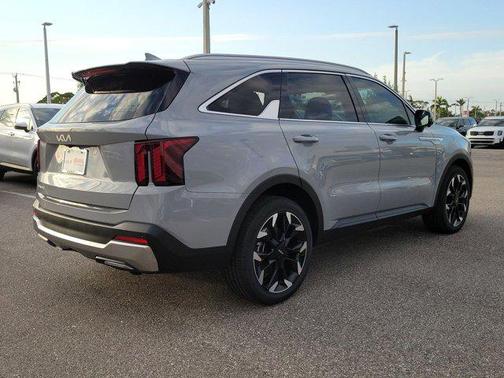 2025 Kia Sorento SX