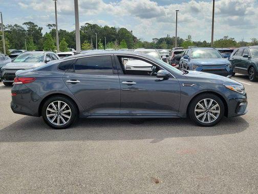 2020 Kia Optima EX