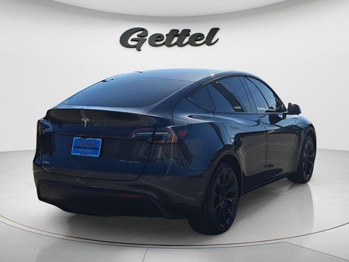 2024 Tesla Model Y Long Range Dual Motor All-Wheel Drive