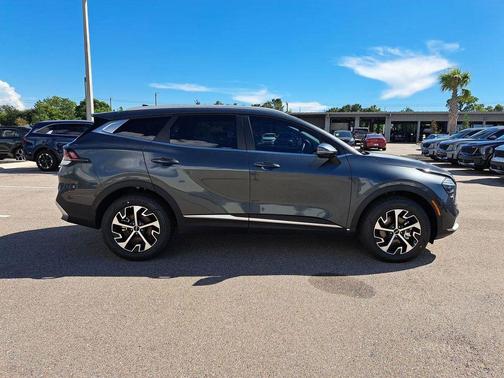 2025 Kia Sportage Hybrid EX