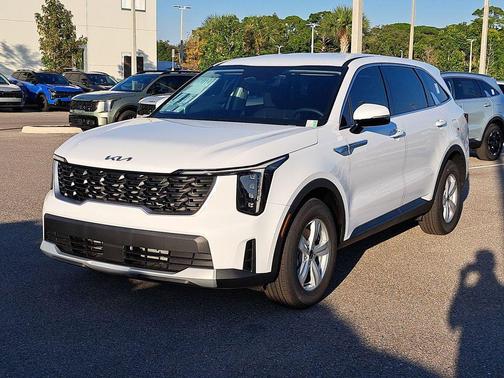 2026 Kia Sorento LX