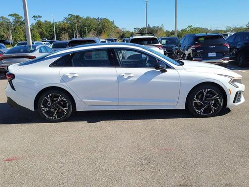 2025 Kia K5 GT-Line