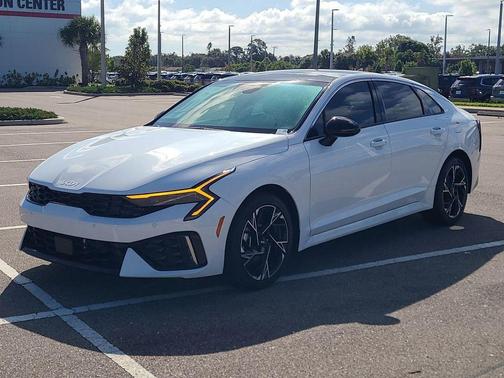 2025 Kia K5 GT-Line