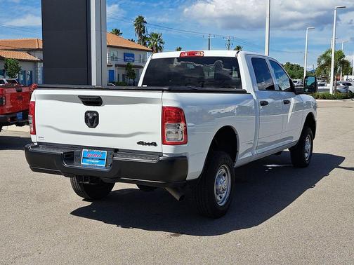 2024 RAM 2500 Tradesman Crew Cab 4x4 6'4' Box