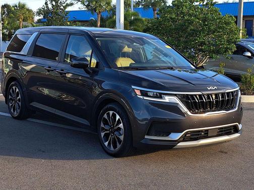 2024 Kia Carnival EX