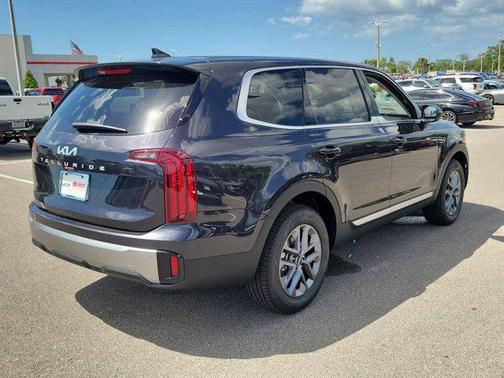 2025 Kia Telluride LX