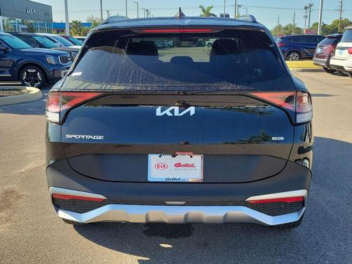 2025 Kia Sportage Hybrid EX