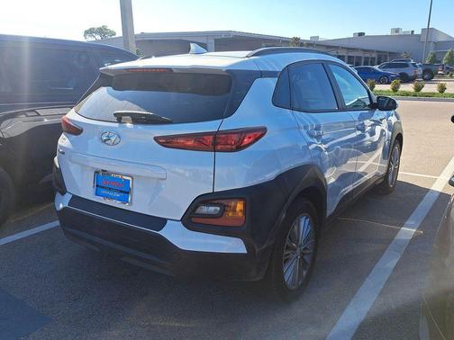 2020 Hyundai KONA SEL Plus