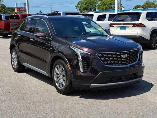 2021 Cadillac XT4 Premium Luxury