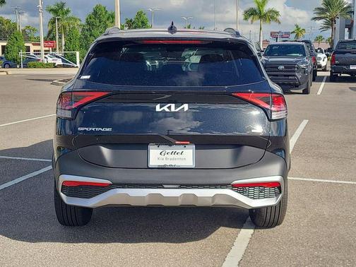 2025 Kia Sportage Hybrid EX