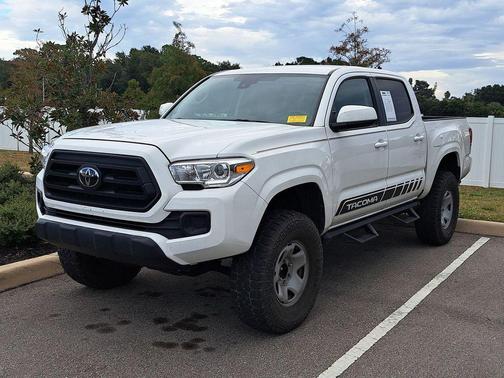 2022 Toyota Tacoma SR