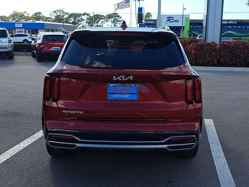 2023 Kia Sorento S