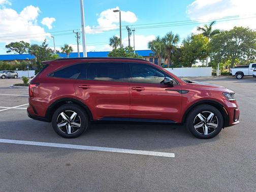 2023 Kia Sorento S