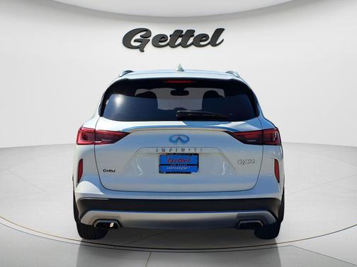 2021 INFINITI QX50 LUXE