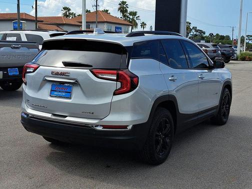 2022 GMC Terrain AWD AT4