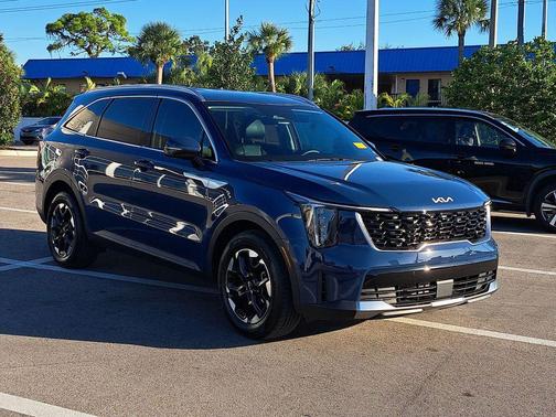 2025 Kia Sorento S
