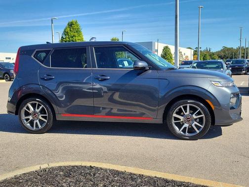 2022 Kia Soul GT-Line