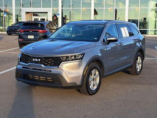 2023 Kia Sorento LX