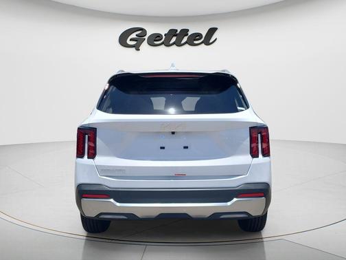 Glacial White 2026 Kia Sorento S