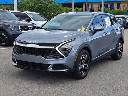2024 Kia Sportage EX