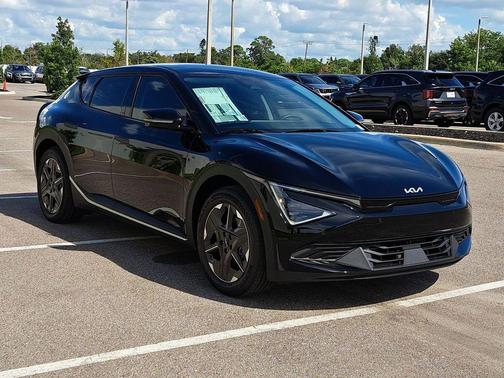 2025 Kia EV6 Light Long Range