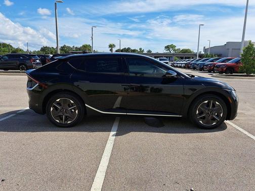 2025 Kia EV6 Light Long Range