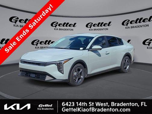 2025 Kia K4 LXS
