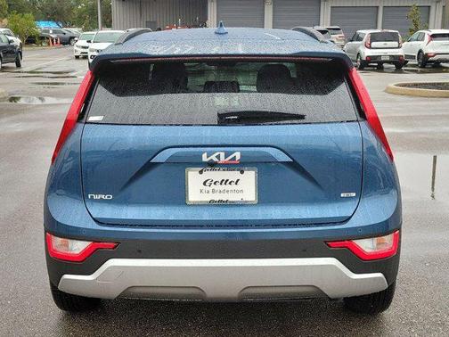 2025 Kia Niro EX