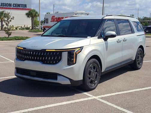 2026 Kia Carnival Hybrid EX