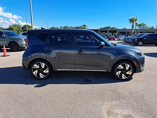 2025 Kia Soul GT-Line