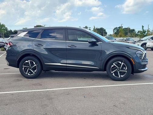 2025 Kia Sportage Hybrid LX