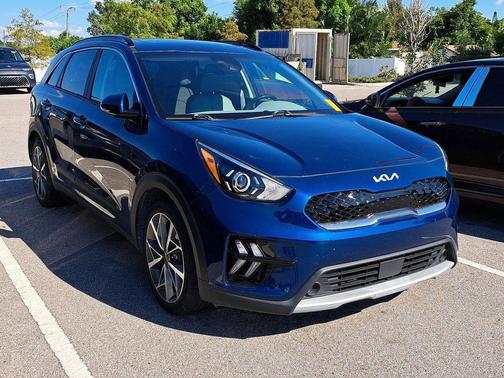 2022 Kia Niro Touring SE