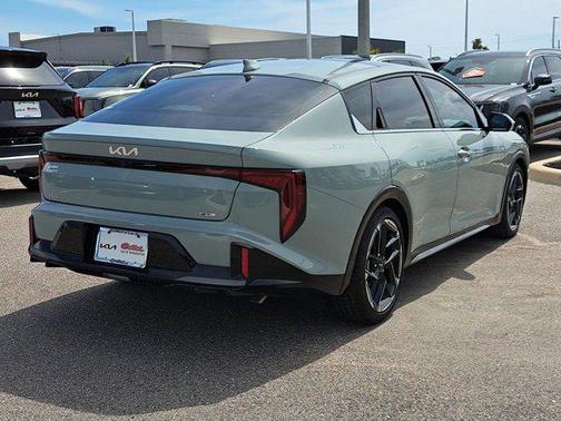 2025 Kia K4 GT-Line