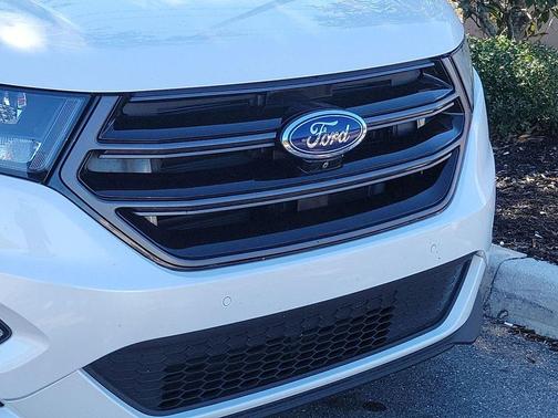 2015 Ford Edge Sport