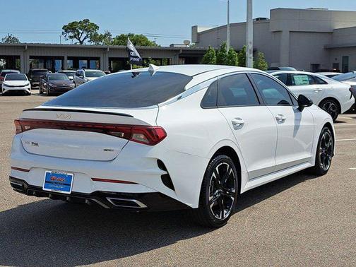 2023 Kia K5 GT-Line
