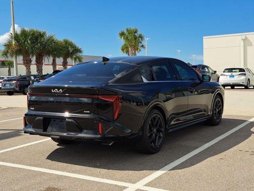 2025 Kia K4 GT-Line Turbo