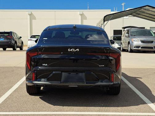 2025 Kia K4 GT-Line Turbo