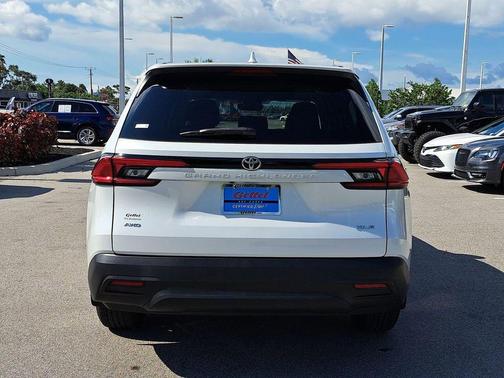 2024 Toyota Grand Highlander XLE