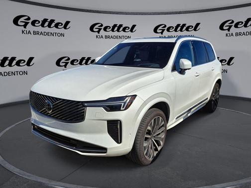 2025 Volvo XC90 B5 Ultra 7-Seater