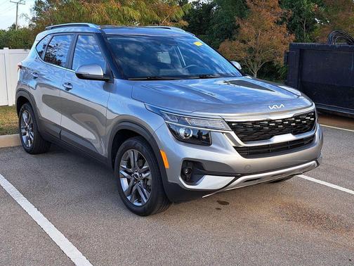 2023 Kia Seltos S